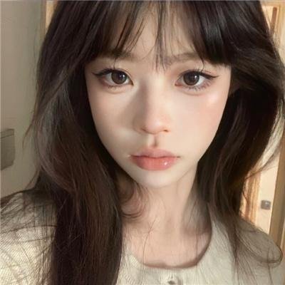 爱上小男人